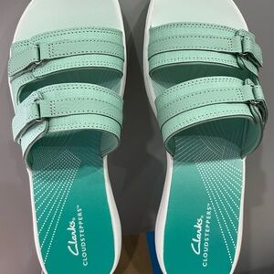 Clarks Mint Green Cloudsteppers Slide Sandals